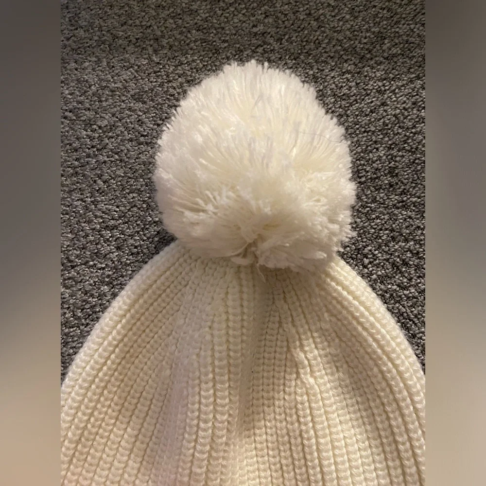 Dunkin Donuts 100% Acrylic White Beanie with Pink and Orange Stripes